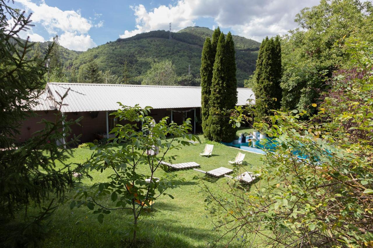Camping Alta Ribagorça El Pont de Suert Extérieur photo